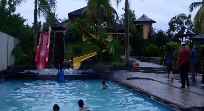 Wonua Monapa Hotel Resort Kendari Exterior foto